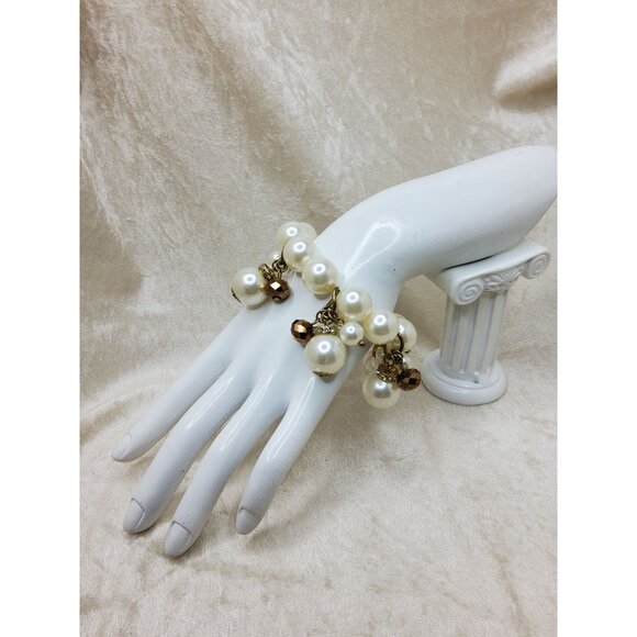 Erica Lyons Pearl & Gold Bead Cluster Bracelet With Elastic Stretch For Women - Picture 3 of 4